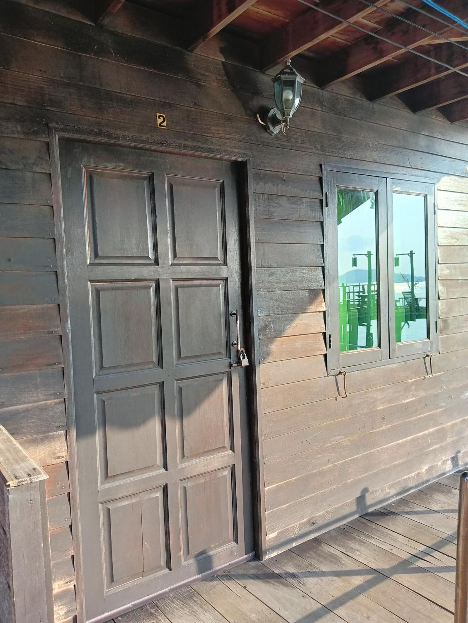 Tonmai Suite II Ko Por Екстериор снимка
